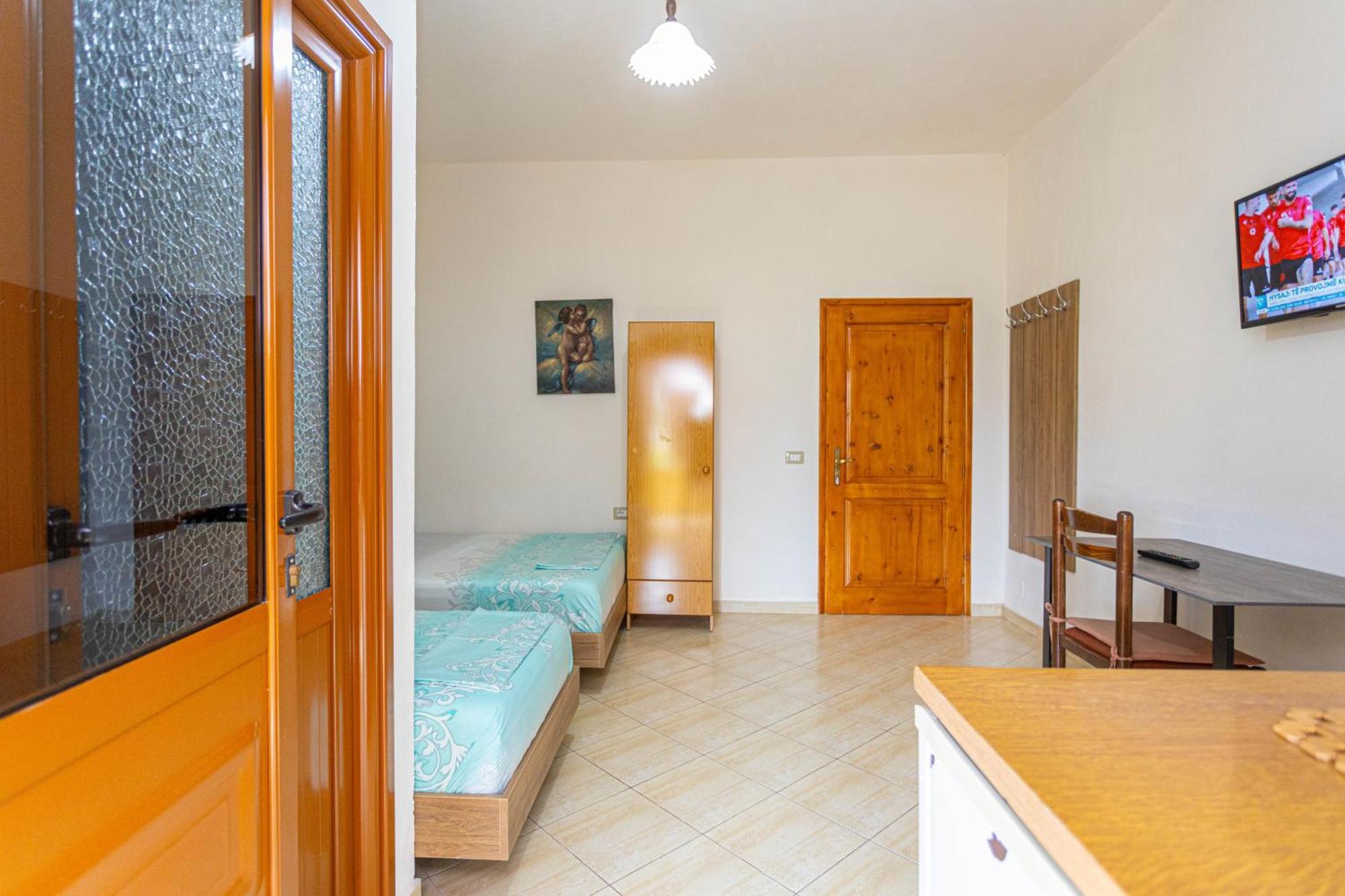 Hotel Olti Vlorë 外观 照片